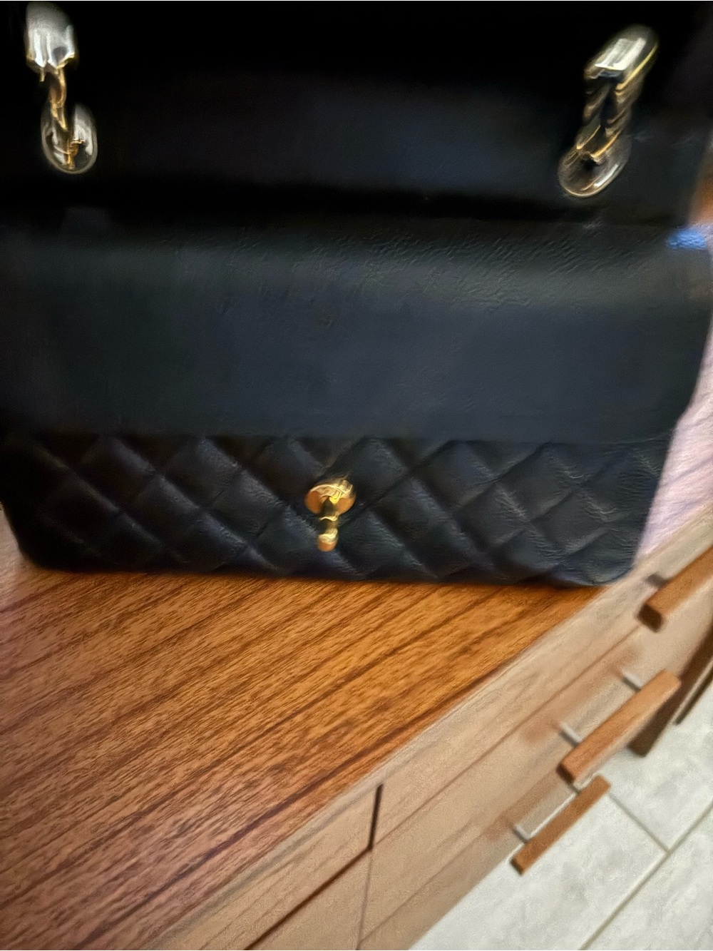 CHANEL Black Quilted Leather Shoulder Bag with Gold Chain - Picture 3 of 5
